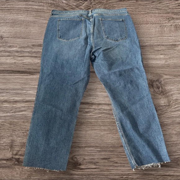 NWT’s Women’s Old Navy Boyfriend mid-rise jeans size 20 - Picture 9 of 13